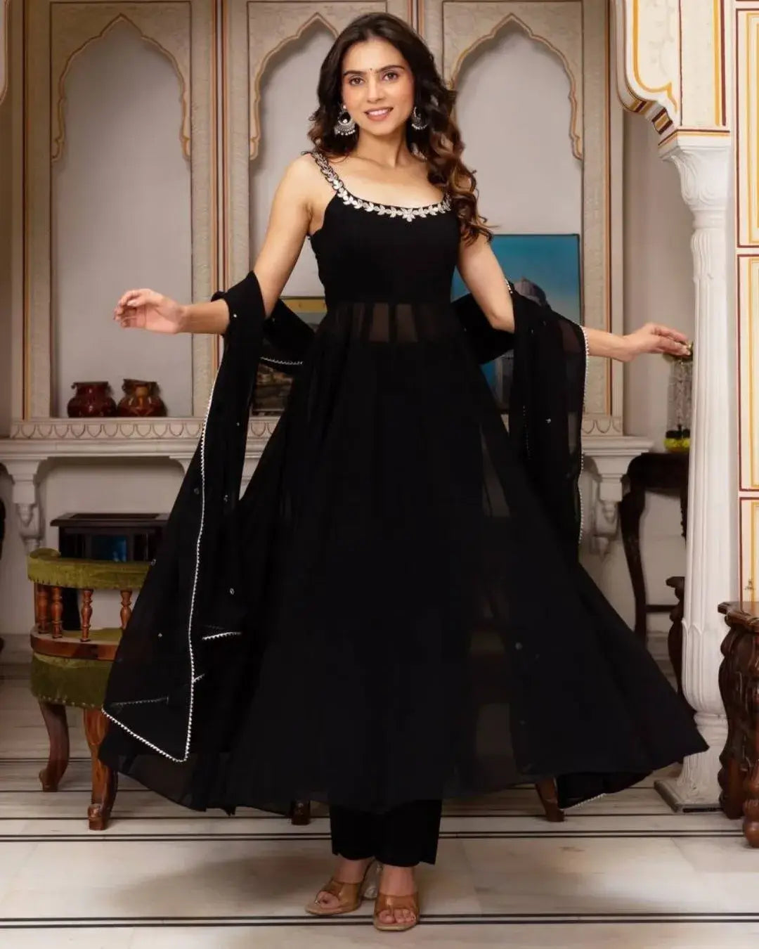 Black Anarkali Suit For Women With Dupatta