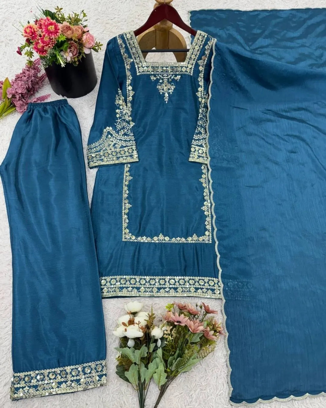 Pakistani Chiffon Salwar Suit Set