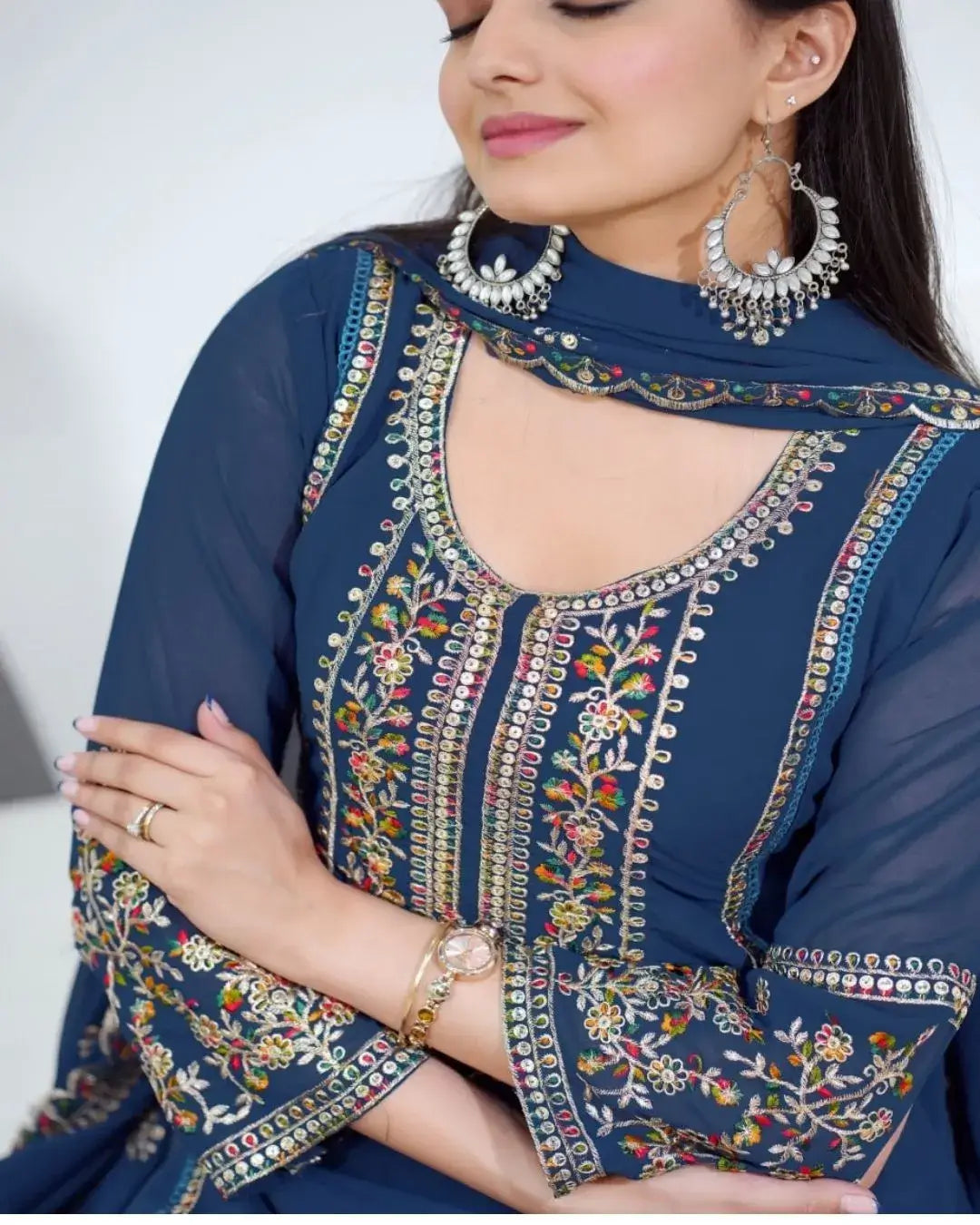Georgette Suit With Dupatta In Navy Blue Front