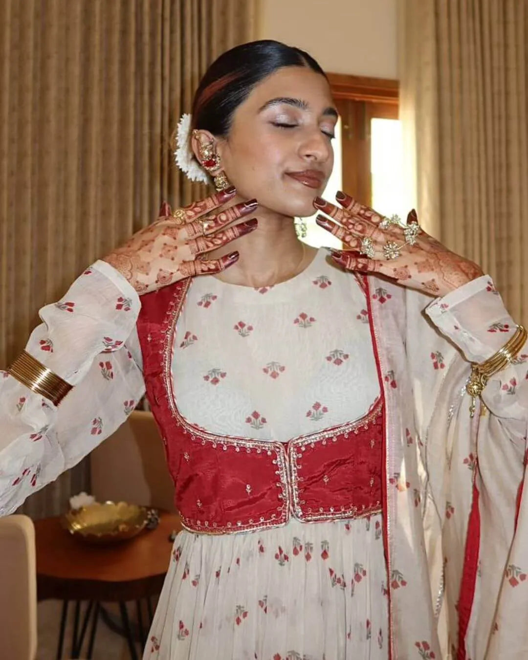 White Georgette Anarkali Dress Suit Set