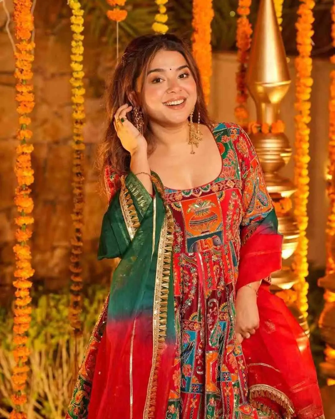 Full Flared Heavy Anarkali Suit For Wedding Wear