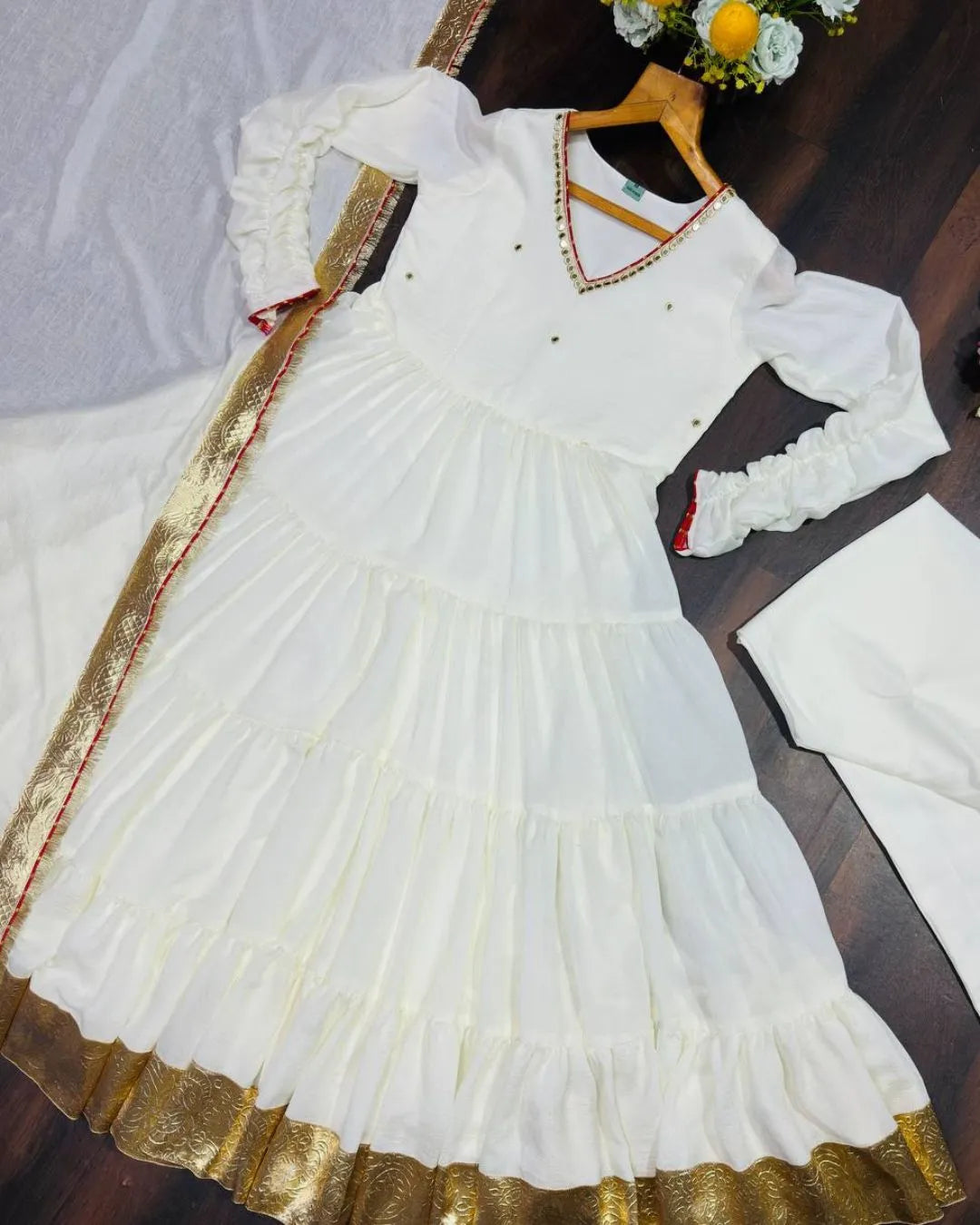 White Colour Long Anarkali Dress Suit Set