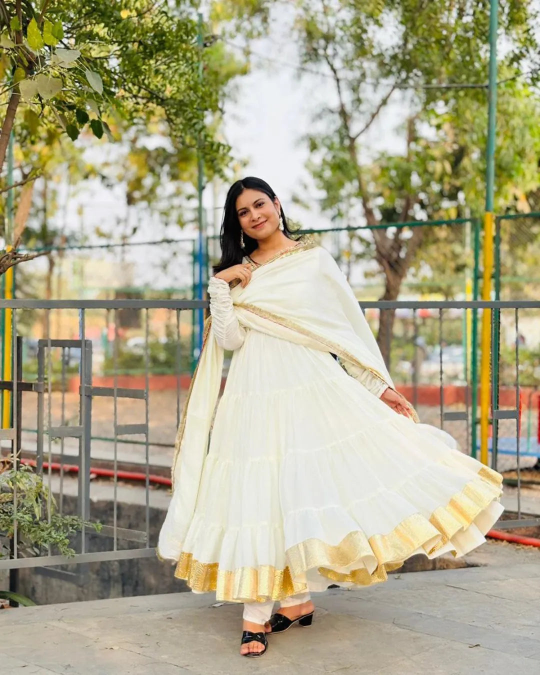 White Colour Long Anarkali Dress Suit Set